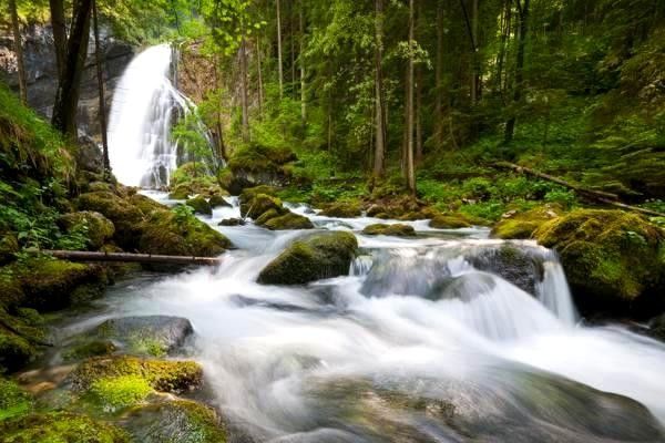 導(dǎo)航系統(tǒng)的發(fā)展與政策現(xiàn)狀分析